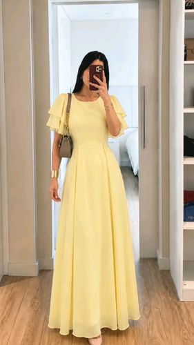 Vestido largo amarillo manga volante