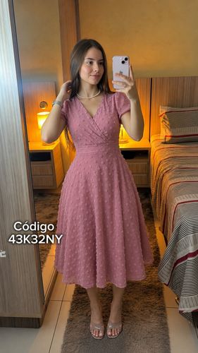 Vestido midi rosa antiguo cruzado